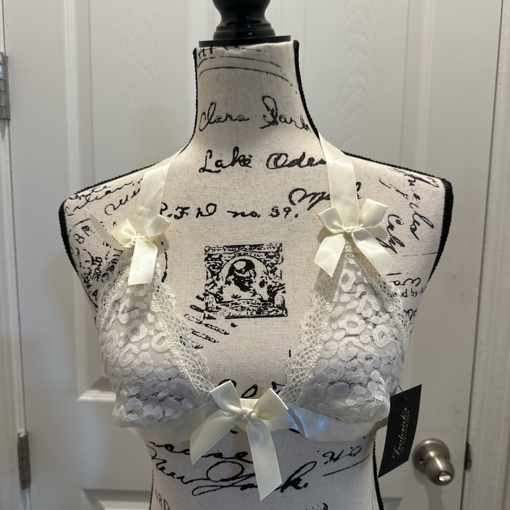 Fredericks of Hollywood Lace Bralette with Satin Bows